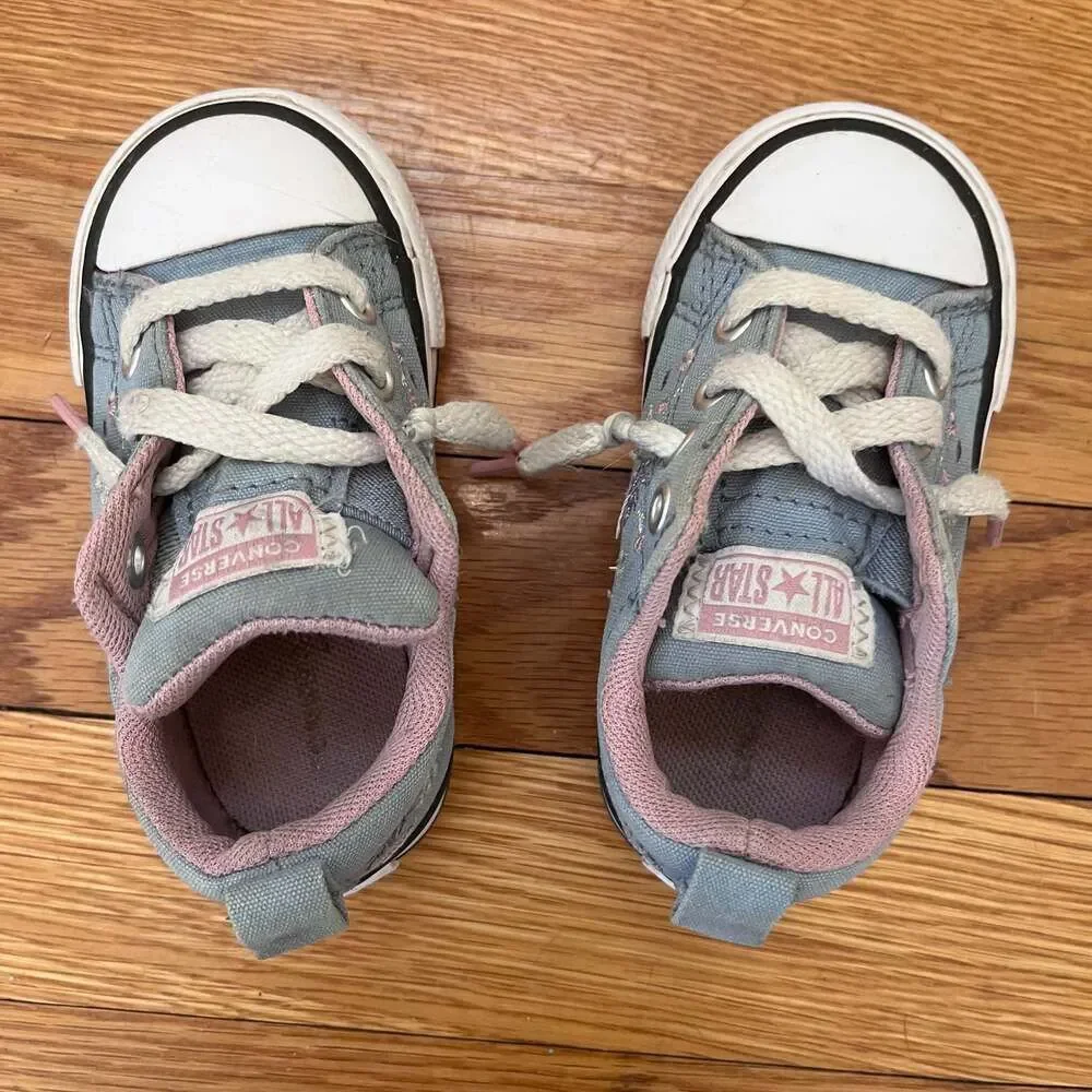 Converse Chuck Taylor All Star Low Top Floral Embroidery Sneakers Infant Size 5